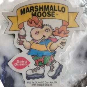1991 Dairy Queen Marshmallo Moose Magnet New in Package